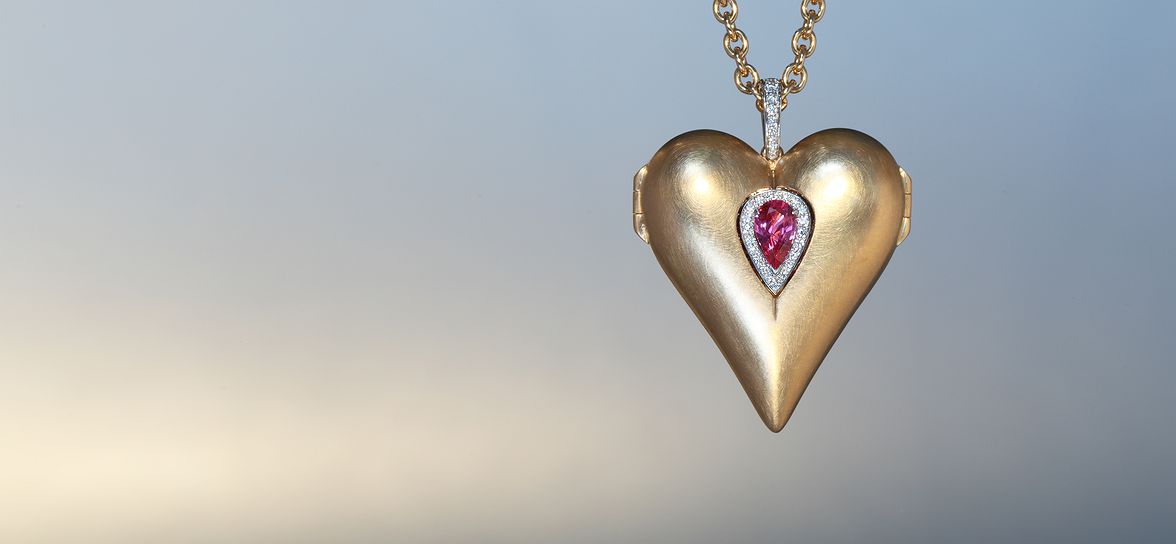 Spinel heart rose gold locket 