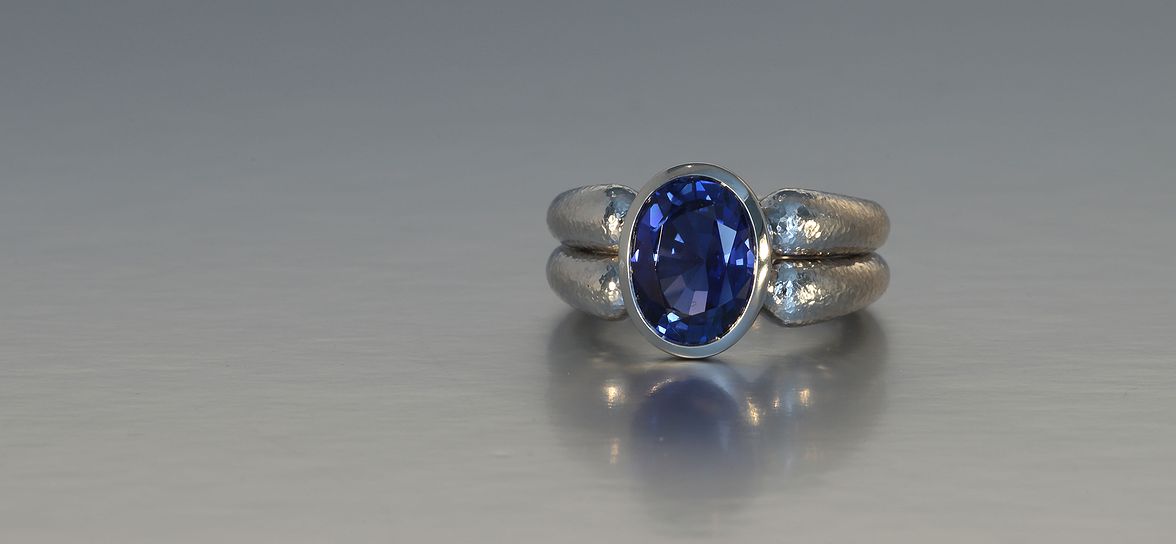 Sapphire ring