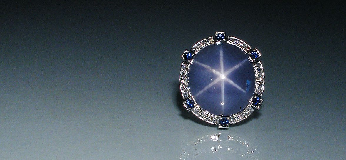 Starsapphire platinum ring 